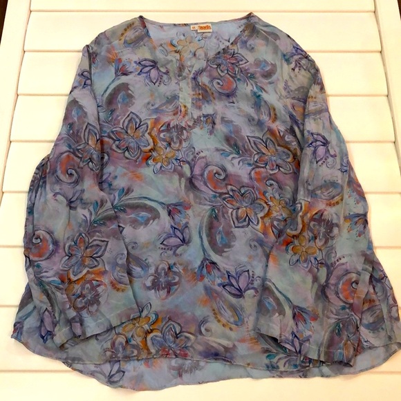 Tianello Tops - Tianello 100% silk, long sleeve, floral, print blouse